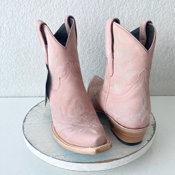 Lane LEXINGTON Womens Cowboy Bootie 9 Pink Western Cowgirl Short Ankle Boots - Picture 1 of 11